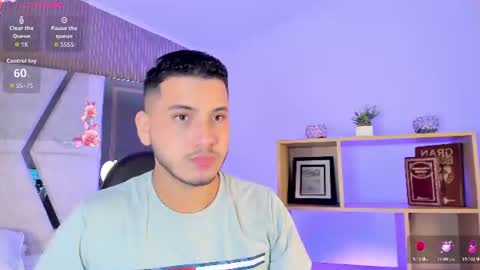 axel_grey_ online show from 06/18/26, 12:53