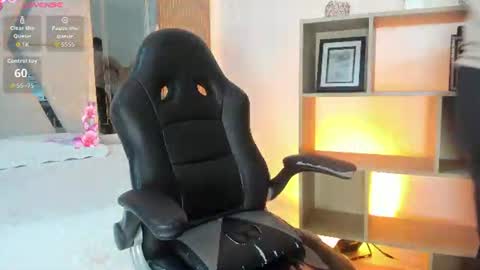 axel_grey_ online show from 06/27/26, 12:44