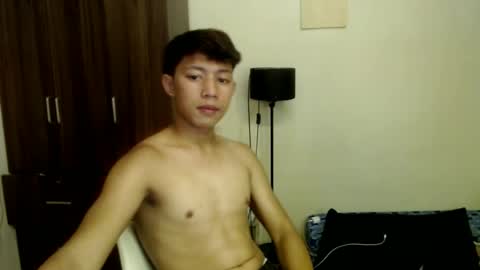 AXEL HARDCOCKX online show from 06/24/26, 02:49