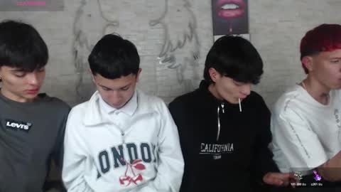 axel_milo_and_kairo online show from 11/22/25, 04:33