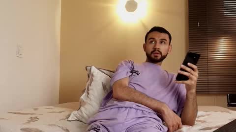 Snapshot of axel_moon_s chatting on 11/07/25, 09:26 Axel Moon online show from 11/07/25, 09:26