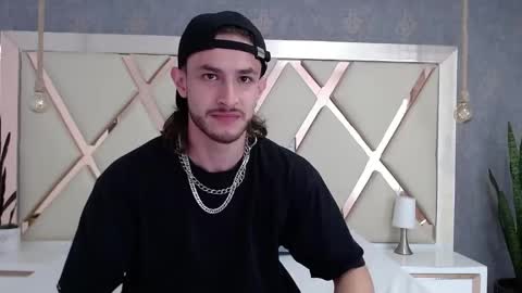 Axel  online show from 05/31/26, 03:19