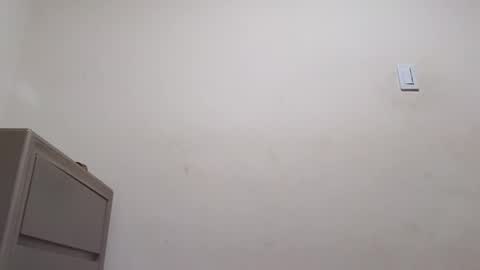 axel_rosse2 online show from 11/21/25, 04:33