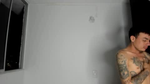 axel_smith10 online show from 04/26/26, 05:05