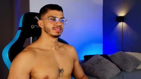 axel stein NEW ACCOUNT online show from 02/01/25, 12:40