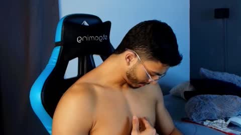 axel stein NEW ACCOUNT online show from 03/04/25, 02:49