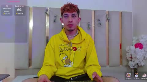 AXEL  online show from 10/20/25, 04:02