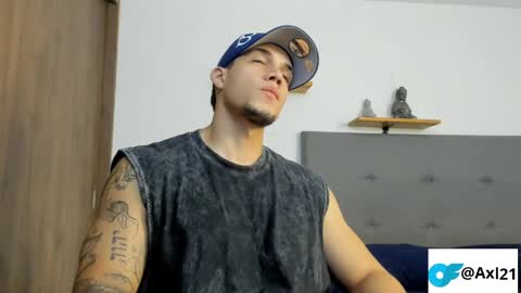 INDEPENDENT MODEL  online show from 04/01/26, 02:34