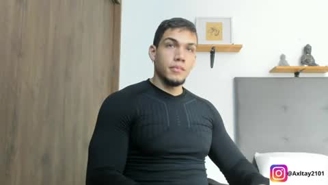 INDEPENDENT MODEL  online show from 07/15/26, 04:45