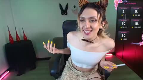 Snapshot of axel_xoxo chatting on 10/18/25, 02:25 Axel Xoxo online show from 10/18/25, 02:25