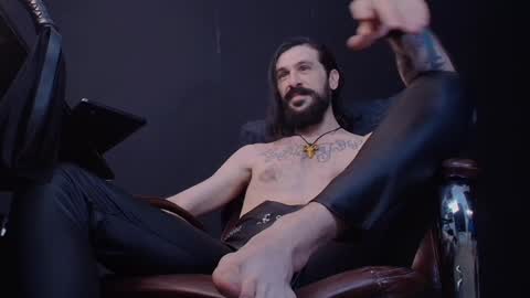 Snapshot of axelcolton chatting on 02/01/25, 01:20 AxelColton online show from 02/01/25, 01:20