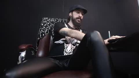 Snapshot of axelcolton chatting on 02/16/25, 06:10 AxelColton online show from 02/16/25, 06:10