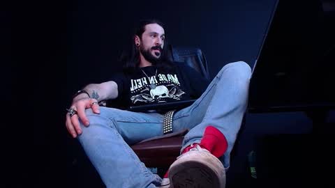 Snapshot of axelcolton chatting on 11/16/25, 11:05 AxelColton online show from 11/16/25, 11:05