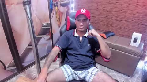 Snapshot of axell_cross2 chatting on 01/27/25, 07:35 Axell Cross2 online show from 01/27/25, 07:35