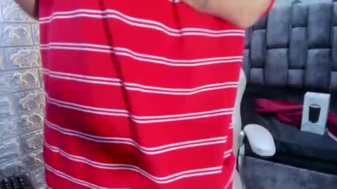 Snapshot of axell_cross2 chatting on 02/13/25, 08:03 Axell Cross2 online show from 02/13/25, 08:03