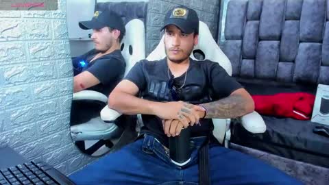 Snapshot of axell_cross2 chatting on 02/20/25, 07:41 Axell Cross2 online show from 02/20/25, 07:41