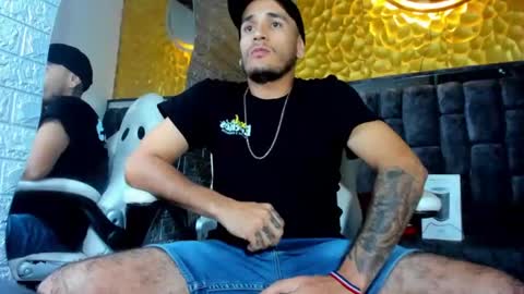 Snapshot of axell_cross2 chatting on 03/01/25, 08:42 Axell Cross2 online show from 03/01/25, 08:42