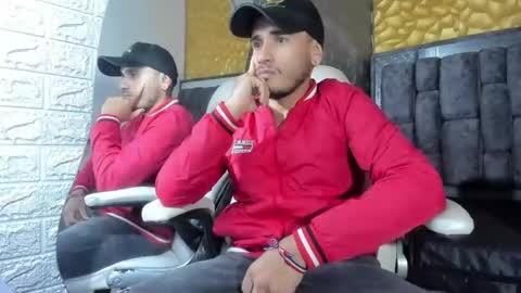 Snapshot of axell_cross2 chatting on 03/05/25, 01:31 Axell Cross2 online show from 03/05/25, 01:31