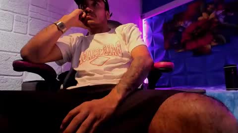 Snapshot of axell_cross2 chatting on 10/09/25, 03:48 Axell Cross2 online show from 10/09/25, 03:48