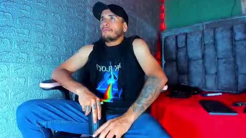 Snapshot of axell_cross2 chatting on 11/12/25, 01:39 Axell Cross2 online show from 11/12/25, 01:39