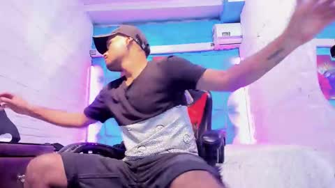 Snapshot of axell_cross2 chatting on 02/08/26, 01:31 Axell Cross2 online show from 02/08/26, 01:31