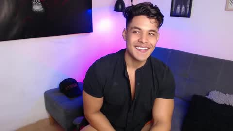 axell online show from 10/30/25, 10:27