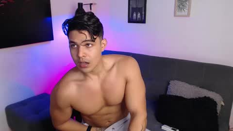 axell online show from 11/21/25, 05:33