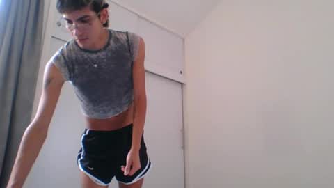 Snapshot of axellatino_ chatting on 02/13/25, 03:56 Axel online show from 02/13/25, 03:56