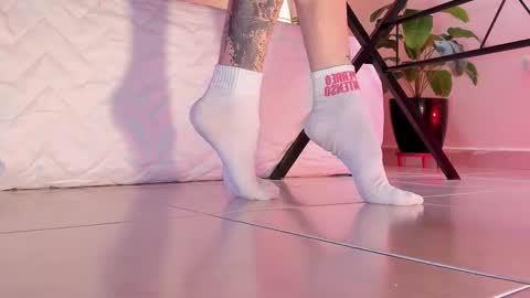 im your little femboy  ALEX   online show from 09/15/25, 01:11