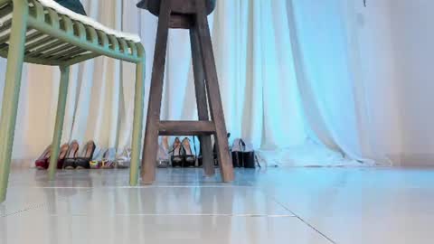 im your little femboy  ALEX   online show from 06/18/26, 07:07