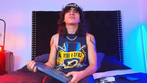 Snapshot of axellkush chatting on 02/14/26, 03:42 AxellKush online show from 02/14/26, 03:42