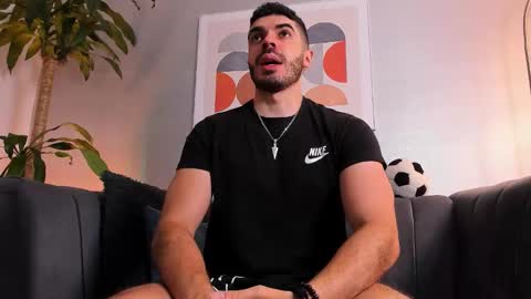 Axel Thompsom online show from 11/23/25, 11:54