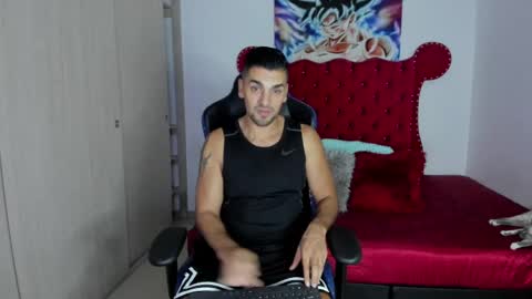 Snapshot of axelwinters_ chatting on 05/31/26, 01:03 Axel online show from 05/31/26, 01:03