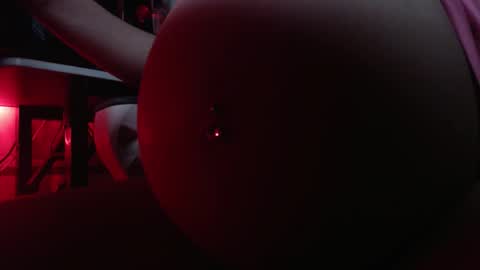 Snapshot of axl_17 chatting on 01/14/26, 04:40 Axl online show from 01/14/26, 04:40