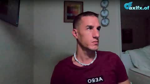 Axl online show from 10/11/25, 12:32