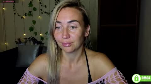 Jully online show from 09/08/25, 05:45