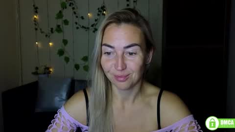 Jully online show from 09/29/25, 05:29