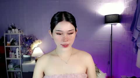 AYAHOSHILOVESYOU online show from 04/05/26, 02:42