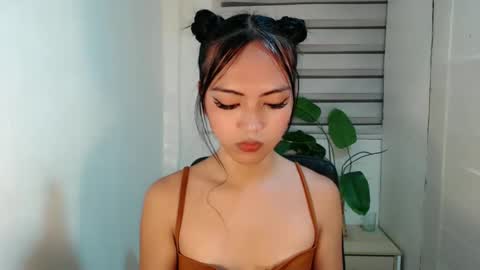 Snapshot of ayalvrs18 chatting on 02/12/25, 05:58 ayalvrs18 online show from 02/12/25, 05:58