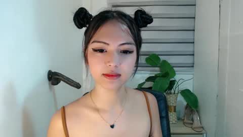 Snapshot of ayalvrs18 chatting on 02/14/25, 04:04 ayalvrs18 online show from 02/14/25, 04:04