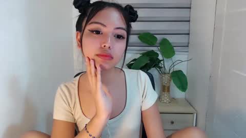 Snapshot of ayalvrs18 chatting on 02/17/25, 07:53 ayalvrs18 online show from 02/17/25, 07:53