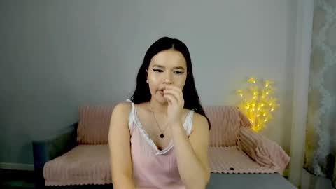 Ayama online show from 02/05/26, 03:22