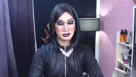 aya online show from 02/19/25, 07:50