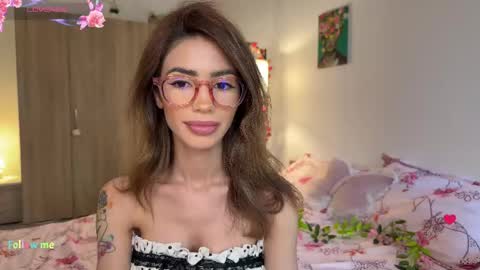 Alya online show from 04/18/26, 03:27