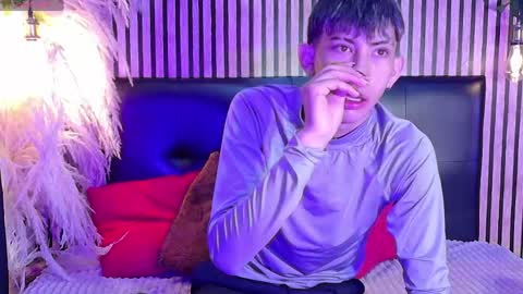 Ayano Aishi online show from 04/08/26, 01:00