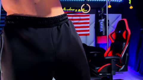 Ayden Miller online show from 01/28/25, 12:36