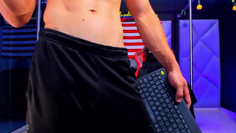 Ayden Miller online show from 02/03/25, 04:46