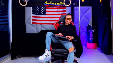 Ayden Miller online show from 02/09/25, 04:46