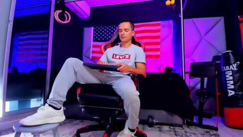 Ayden Miller online show from 09/16/25, 02:18