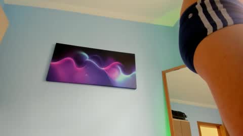 Andr  online show from 10/03/25, 01:52